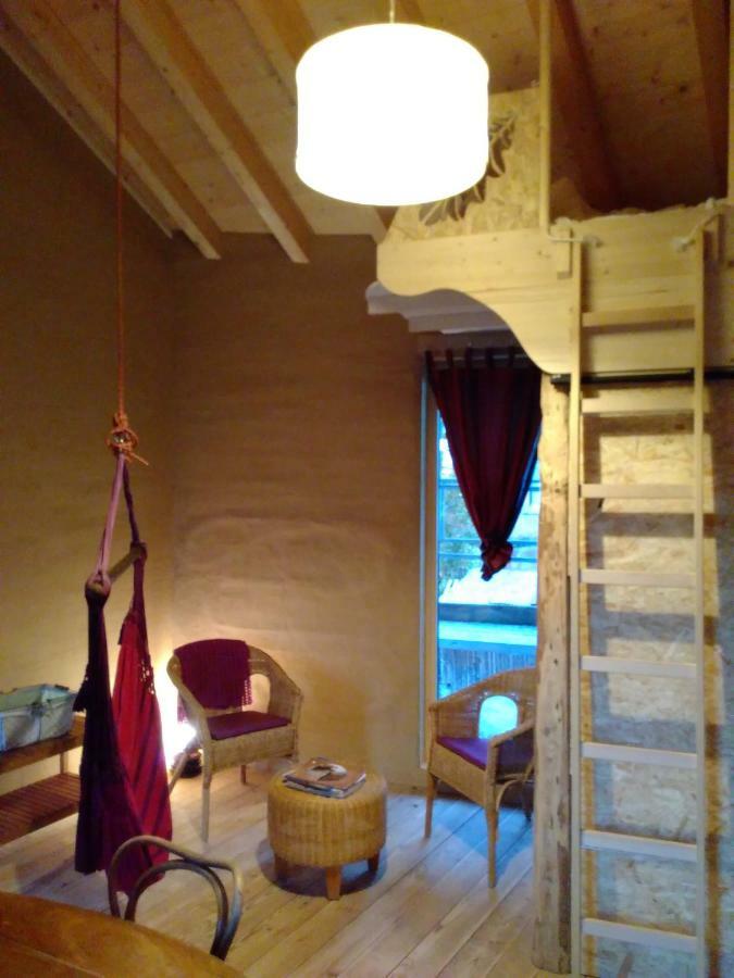Element-Terre Hotel Aigle Kültér fotó